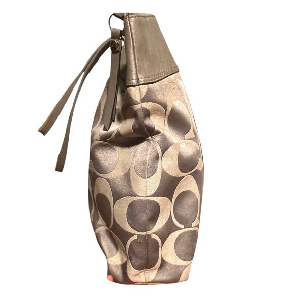 Authentic COACH Signature C Tote LAURA Cream/White F18335 Large Bag - Picture 4 of 10